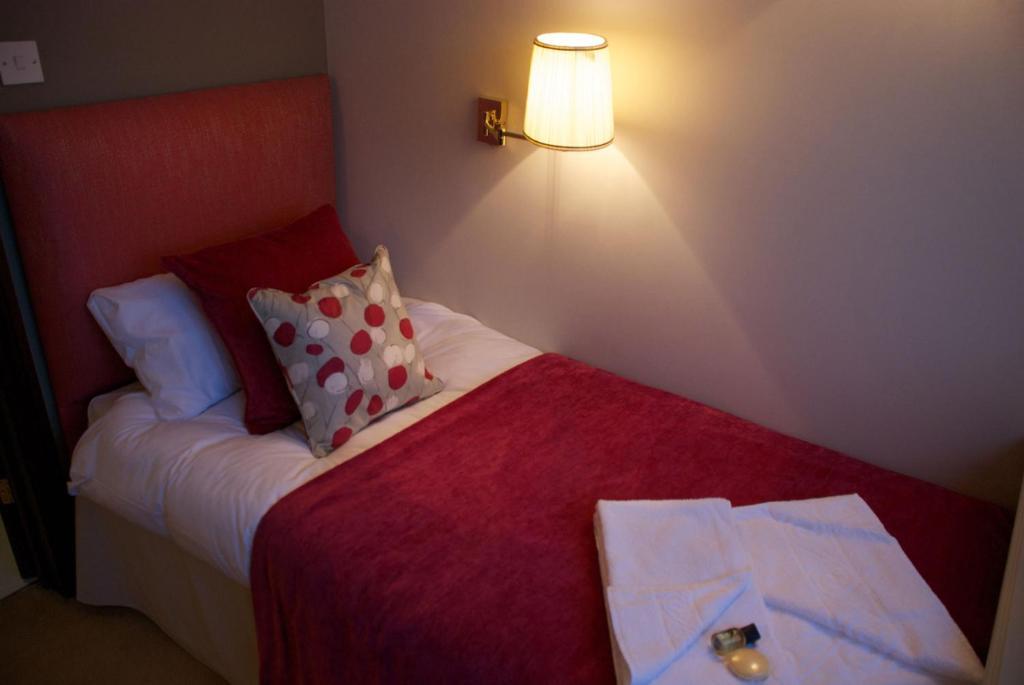 The White Hart Inn Newbury  Phòng bức ảnh