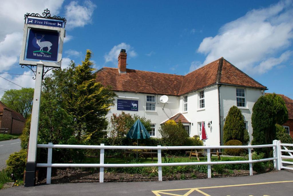 The White Hart Inn Newbury  Ngoại thất bức ảnh
