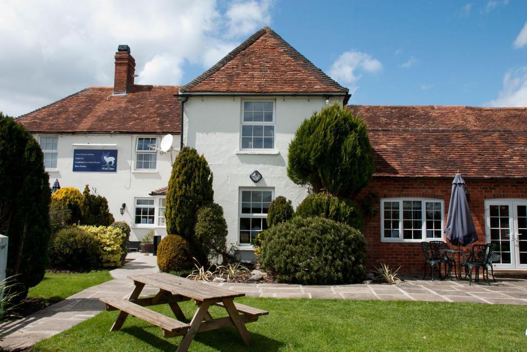 The White Hart Inn Newbury  Ngoại thất bức ảnh